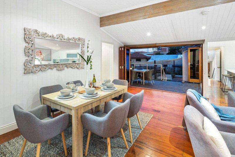 Photo - 8 Blackall Terrace, East Brisbane QLD 4169 - Image 9