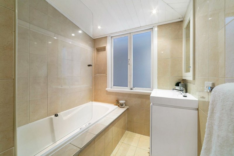 Photo - 8 Blackall Terrace, East Brisbane QLD 4169 - Image 12