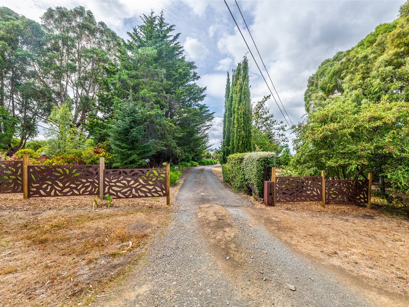 8 Blackwood Grove, Margate TAS 7054