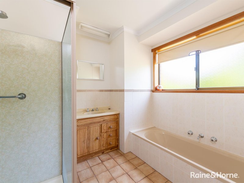 Photo - 8 Blackwood Grove, Margate TAS 7054 - Image 22