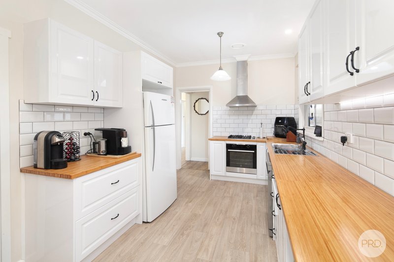 Photo - 8 Blake Street, Skipton VIC 3361 - Image 6
