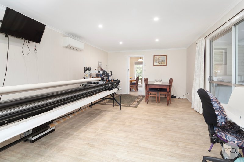 Photo - 8 Blake Street, Skipton VIC 3361 - Image 9