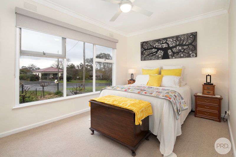 Photo - 8 Blake Street, Skipton VIC 3361 - Image 10