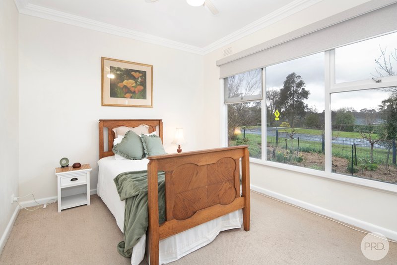 Photo - 8 Blake Street, Skipton VIC 3361 - Image 11