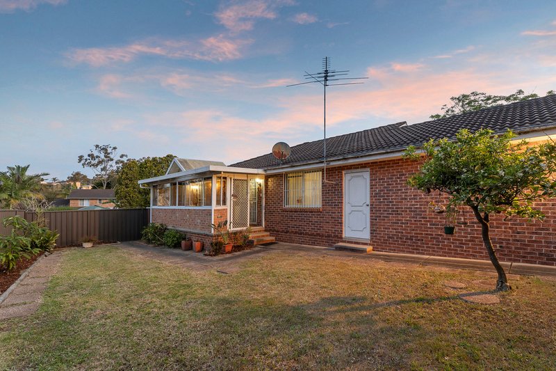 Photo - 8 Blaxland Drive, Illawong NSW 2234 - Image 10