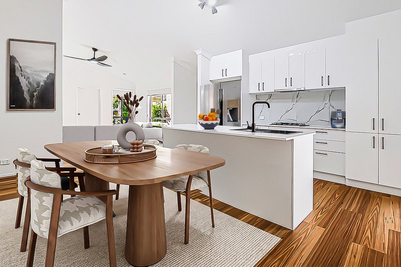 Photo - 8 Blaxland Place, Forest Lake QLD 4078 - Image 5