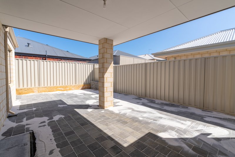 Photo - 8 Blissful Wy , Baldivis WA 6171 - Image 17