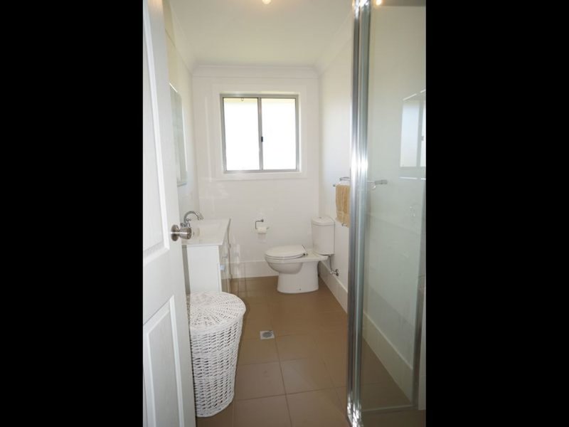 Photo - 8 Bluehaven Drive, Old Bar NSW 2430 - Image 7