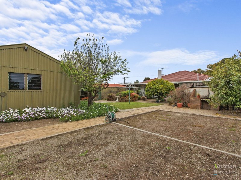 Photo - 8 Bluff Road, Minlaton SA 5575 - Image 14