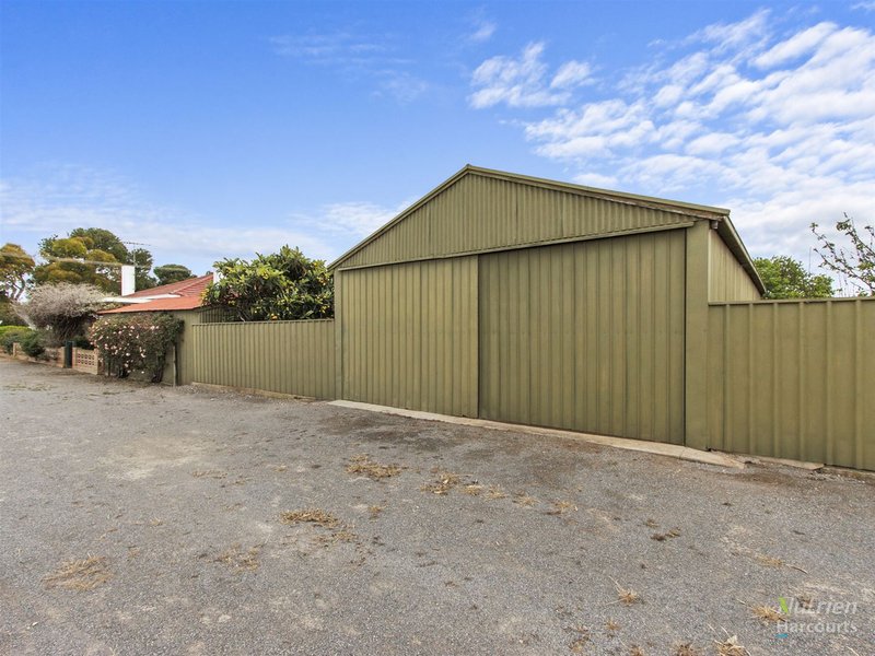 Photo - 8 Bluff Road, Minlaton SA 5575 - Image 16