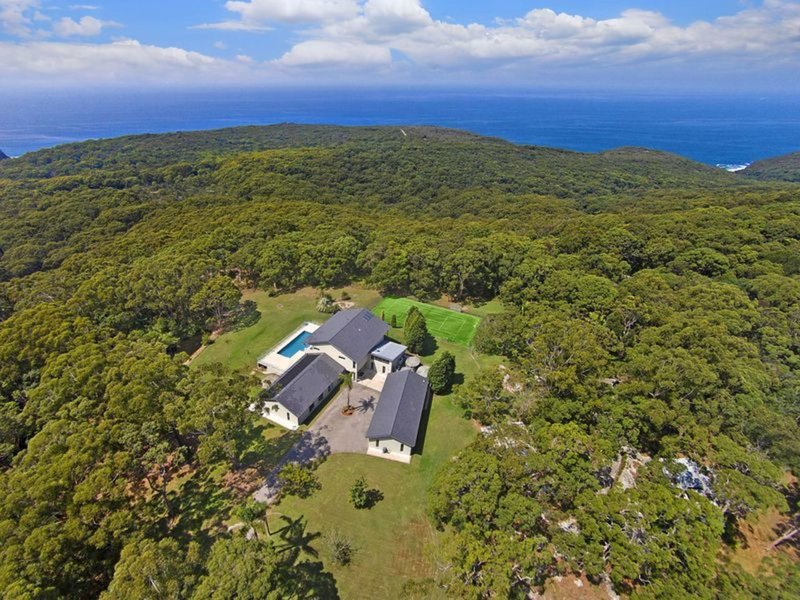 Photo - 8 Bombi Road, Macmasters Beach NSW 2251 - Image 11