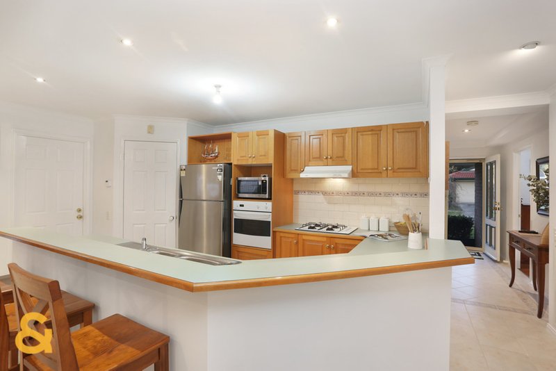 Photo - 8 Bonney Place, Roxburgh Park VIC 3064 - Image 11