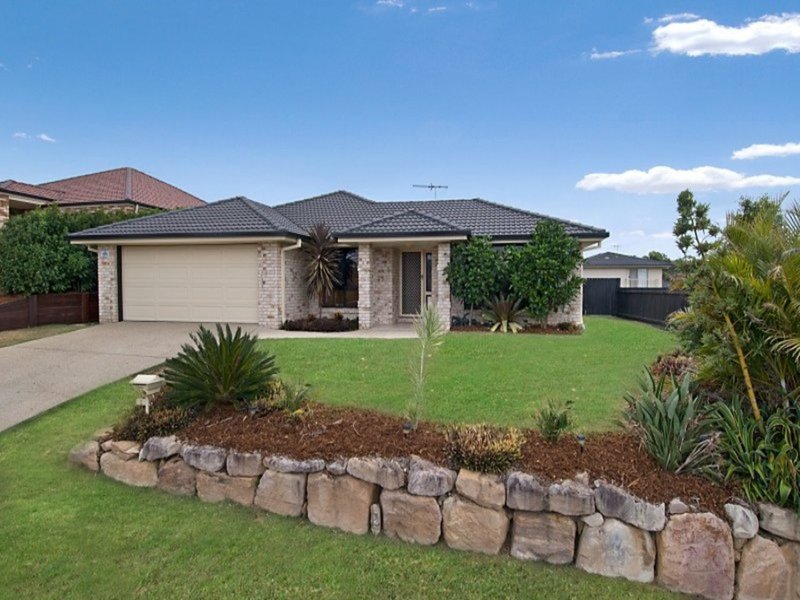 8 Boobook Court, Cashmere QLD 4500