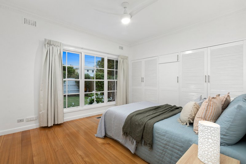 Photo - 8 Booker Street, Cheltenham VIC 3192 - Image 13