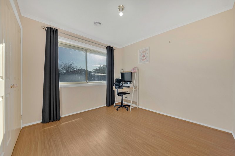 Photo - 8 Bootten Court, Hoppers Crossing VIC 3029 - Image 4