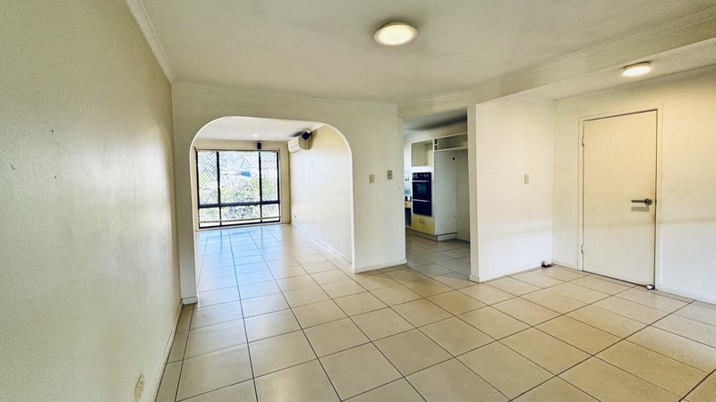 Photo - 8 Borrowdale Street, Alexandra Hills QLD 4161 - Image 4