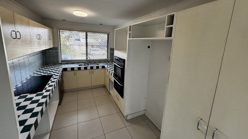 Photo - 8 Borrowdale Street, Alexandra Hills QLD 4161 - Image 11