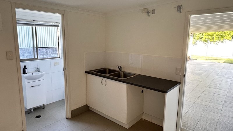 Photo - 8 Borrowdale Street, Alexandra Hills QLD 4161 - Image 12