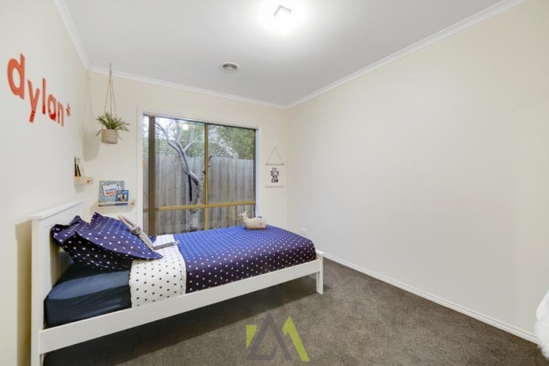 Photo - 8 Bottlebrush Court, Langwarrin VIC 3910 - Image 10