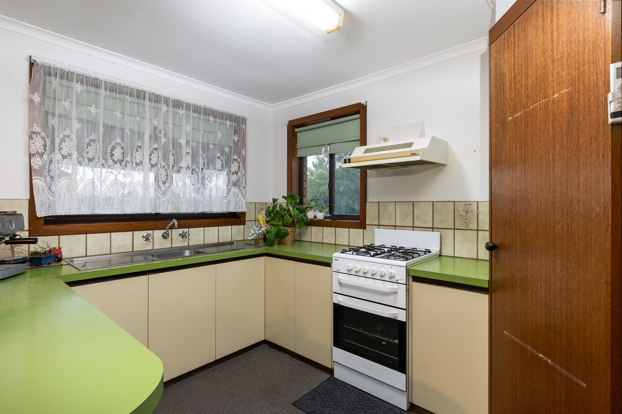 3-bedroom house at 8 Boyle Street, Golden Point, VIC 3350, Ballarat, Victoria