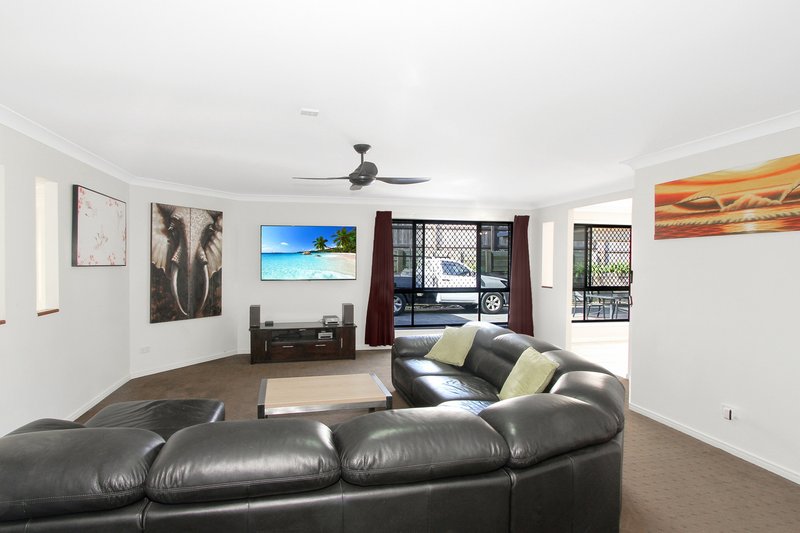 Photo - 8 Braemar Road, Buderim QLD 4556 - Image 5