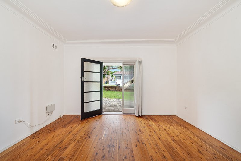 Photo - 8 Bramston Avenue, Earlwood NSW 2206 - Image 2