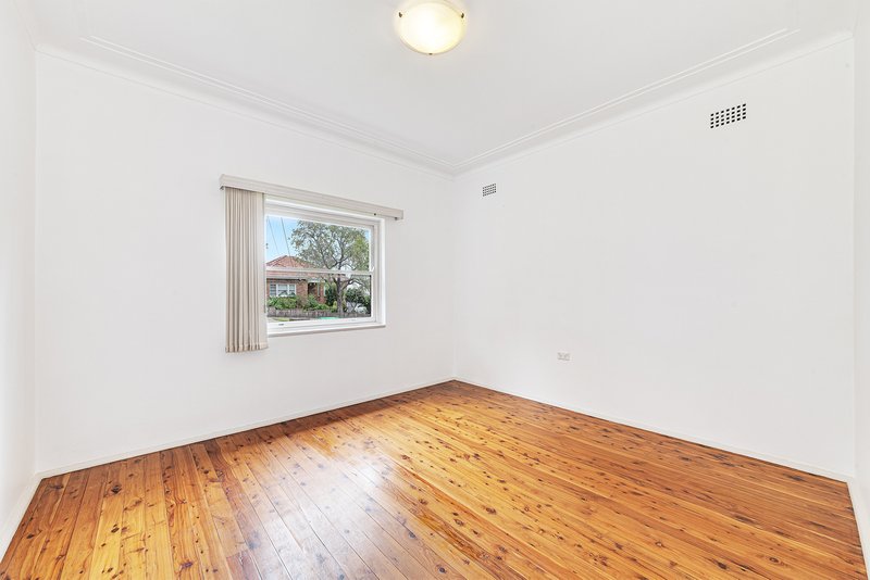 Photo - 8 Bramston Avenue, Earlwood NSW 2206 - Image 5