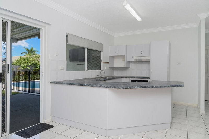 Photo - 8 Brecon Court, Kirwan QLD 4817 - Image 5