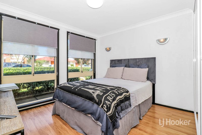 Photo - 8 Brierley Crescent, Plumpton NSW 2761 - Image 6