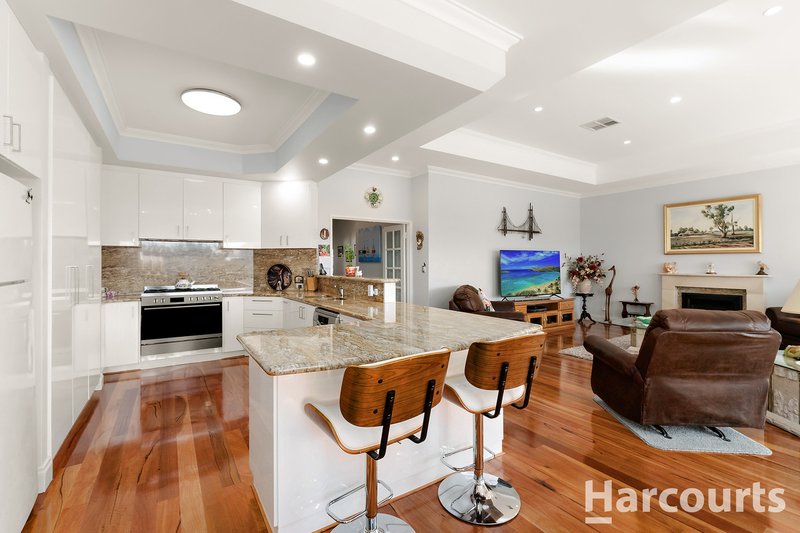 Photo - 8 Brindabella Crescent, Halls Head WA 6210 - Image 7