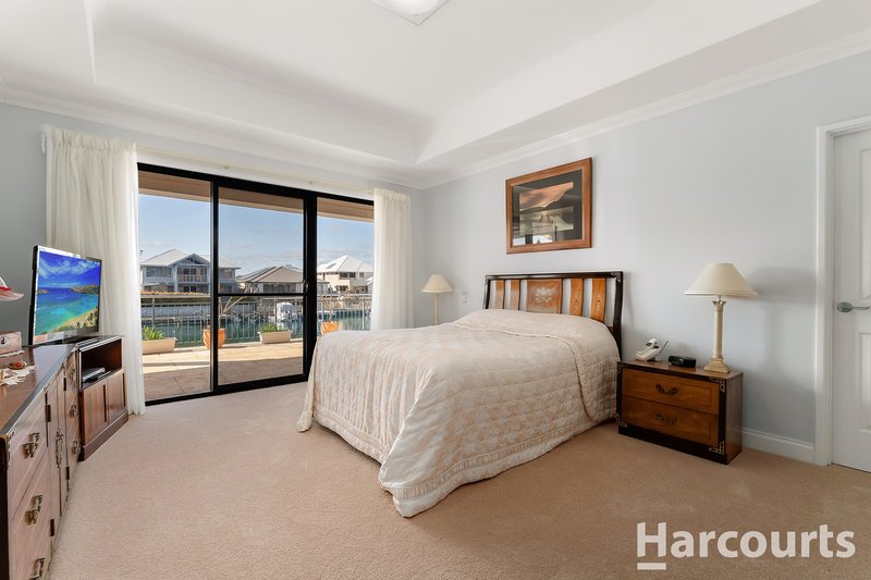 Photo - 8 Brindabella Crescent, Halls Head WA 6210 - Image 14