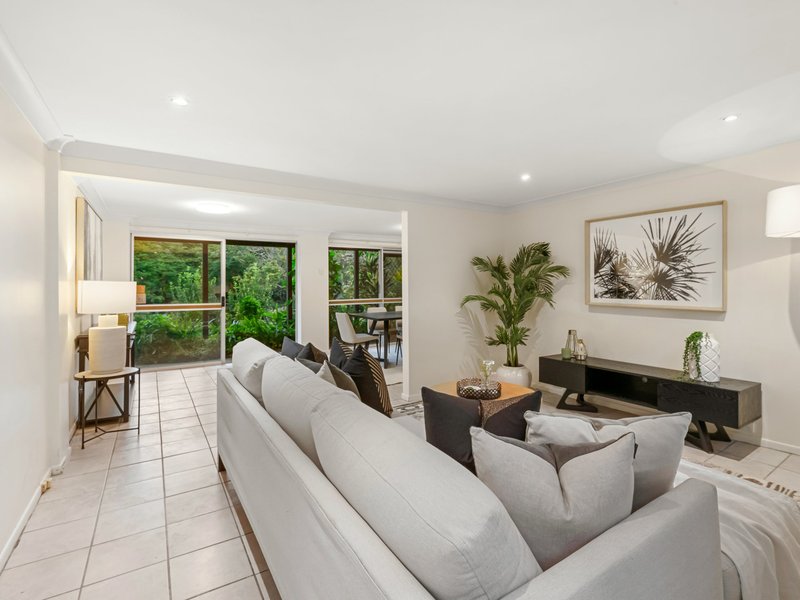 Photo - 8 Brinkworth Place, Indooroopilly QLD 4068 - Image 22