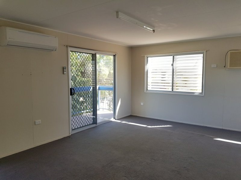 Photo - 8 Brisbane Street, Cloncurry QLD 4824 - Image 3