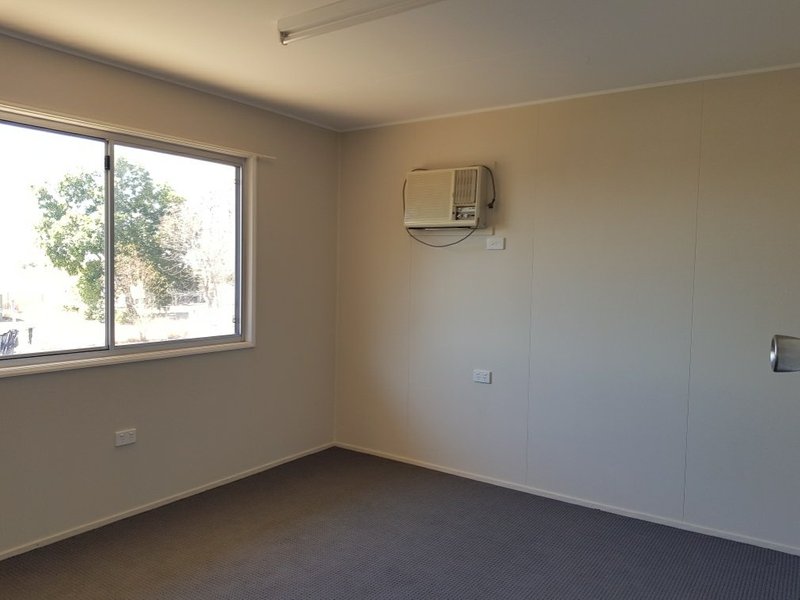 Photo - 8 Brisbane Street, Cloncurry QLD 4824 - Image 7