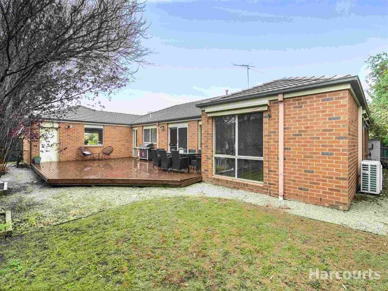 Photo - 8 Britannia Close, Narre Warren South VIC 3805 - Image 12