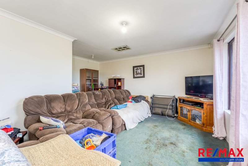 Photo - 8 Brixey Court, Armadale WA 6112 - Image 6