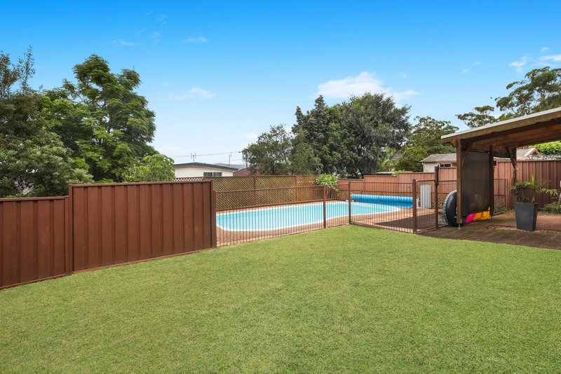 Photo - 8 Broadwater Drive, Saratoga NSW 2251 - Image 8