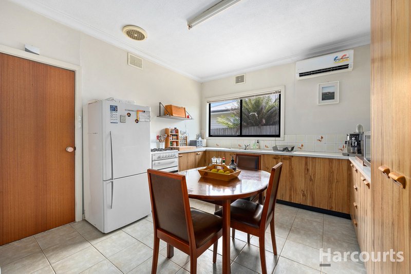 Photo - 8 Brock Street, Moe VIC 3825 - Image 6