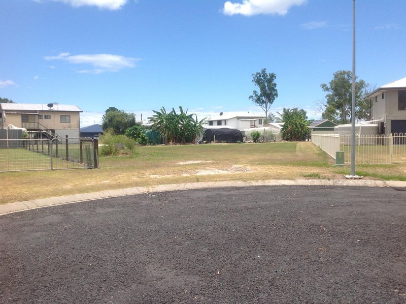 Photo - 8 Brolga Close, Buxton QLD 4660 - Image 2