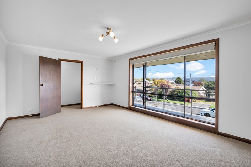 Photo - 8 Bronzewing Avenue, Newnham TAS 7248 - Image 8