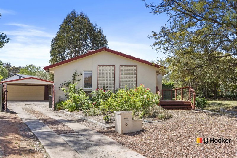 Photo - 8 Brooke Place, Wanniassa ACT 2903 - Image 1