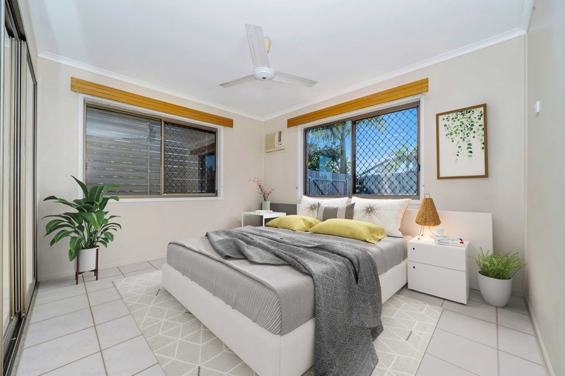 Photo - 8 Brookhurst Avenue, Kirwan QLD 4817 - Image 5