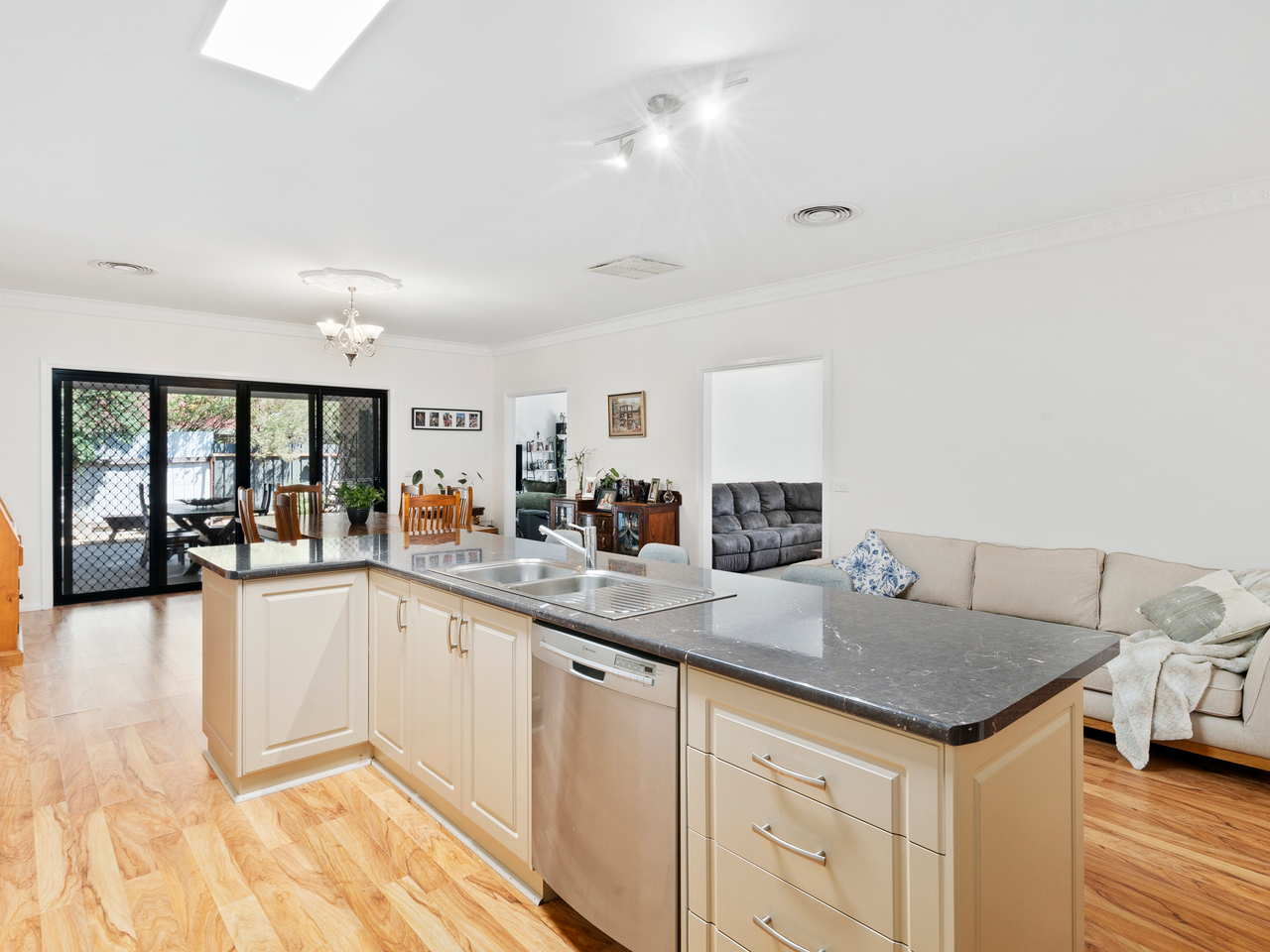 4-bedroom house at 8 Browne Street, Tocumwal, NSW 2714, Berrigan, New South Wales