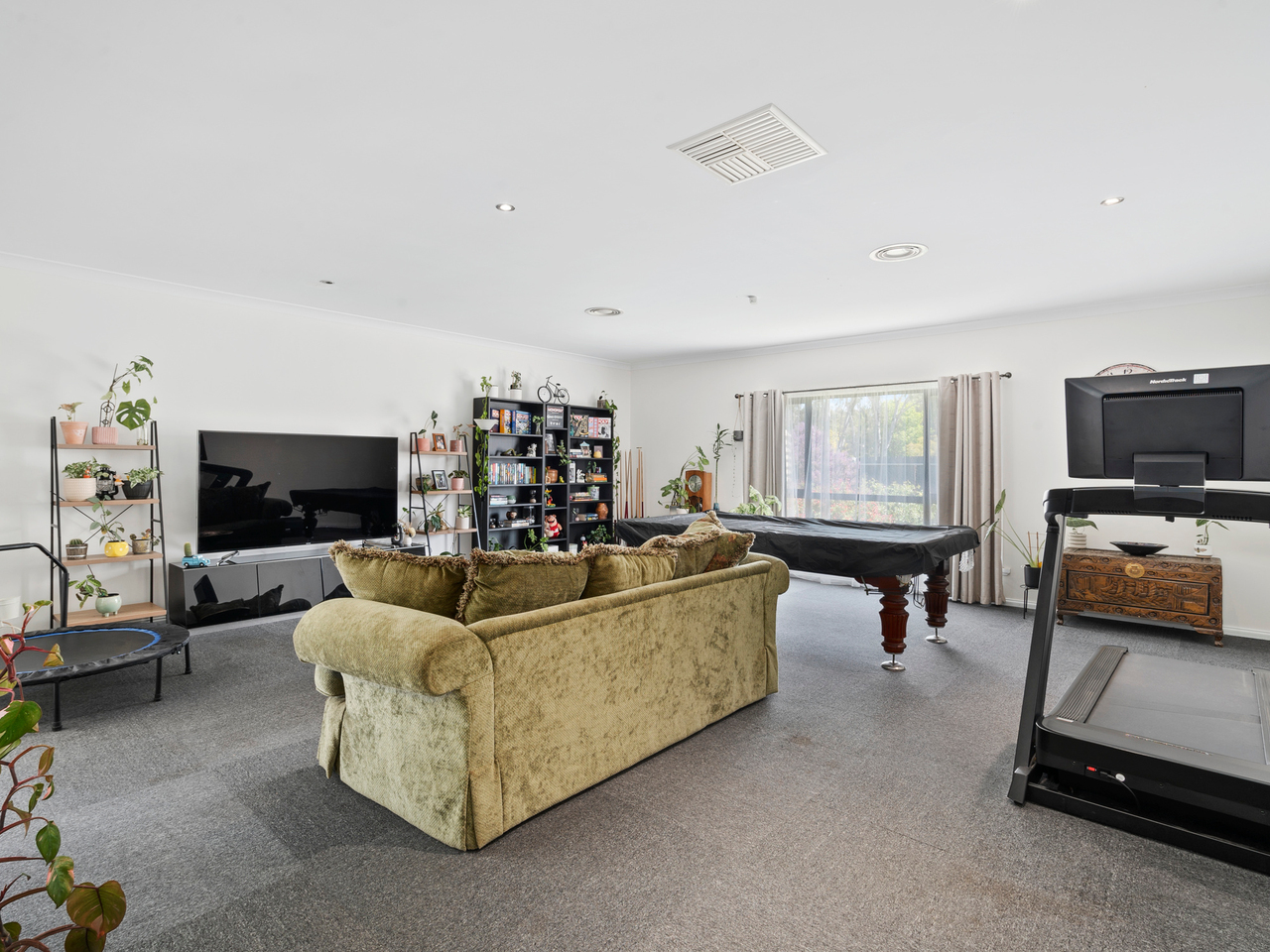 4-bedroom house at 8 Browne Street, Tocumwal, NSW 2714, Berrigan, New South Wales