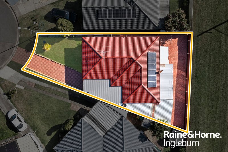 Photo - 8 Buick Place, Ingleburn NSW 2565 - Image 11