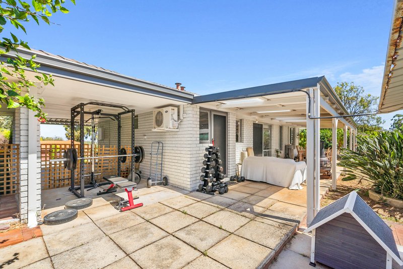 Photo - 8 Bulla Street, Lesmurdie WA 6076 - Image 16