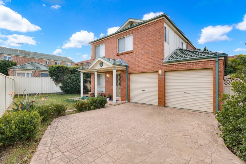 8 Buna Close, Mount Annan NSW 2567