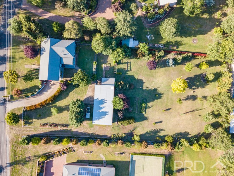 Photo - 8 Bundara Crescent, Tumut NSW 2720 - Image 3