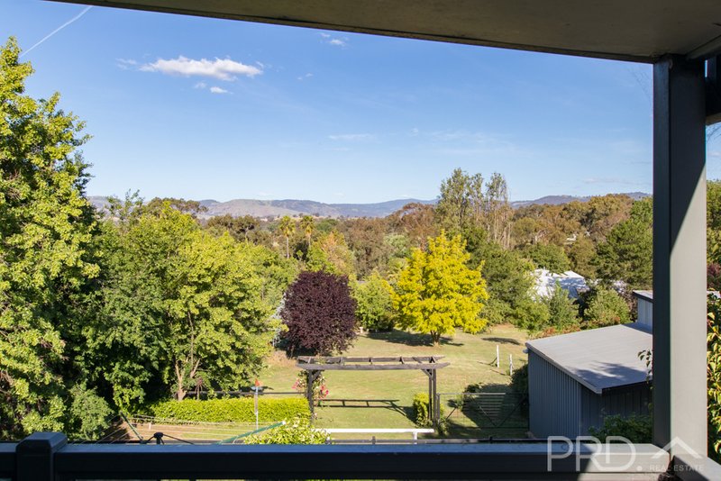 Photo - 8 Bundara Crescent, Tumut NSW 2720 - Image 15