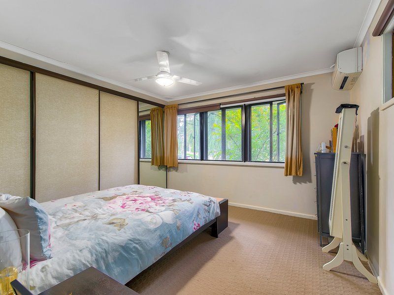 Photo - 8 Burbank Street, Stafford Heights QLD 4053 - Image 6